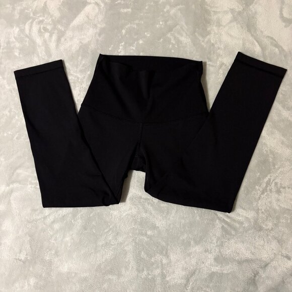 EXCELLENT Lululemon Wunder Under Crop High-Rise Black 21" Yoga Leggings 4 - Picture 3 of 9